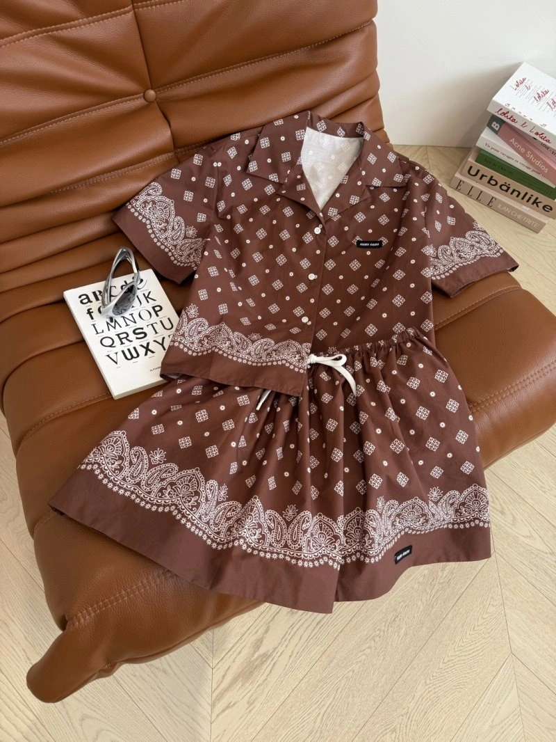 UrbanChic Unclassified Brand Dress 154178
