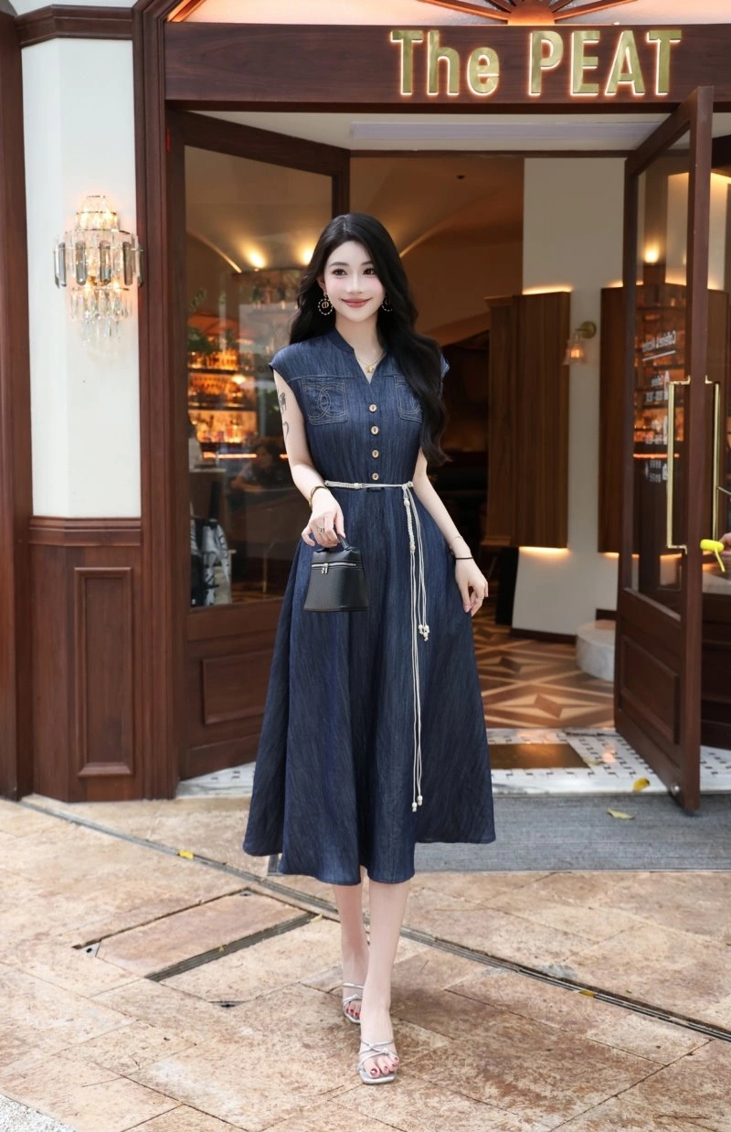 Modern Unclassified Brand Dress 154134