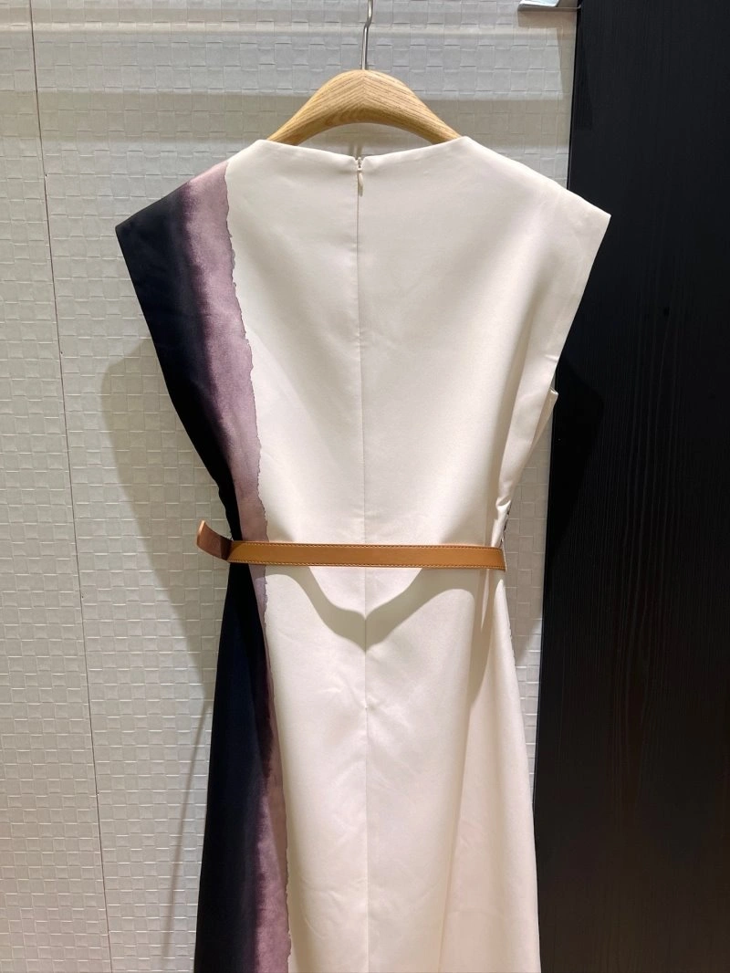 Attractive Unclassified Brand Dress 154075