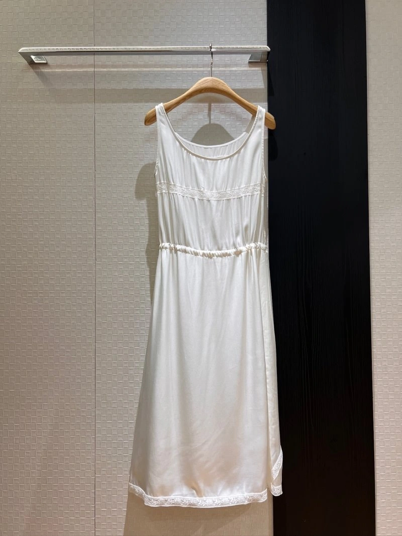 Chic Unclassified Brand Dress 154066