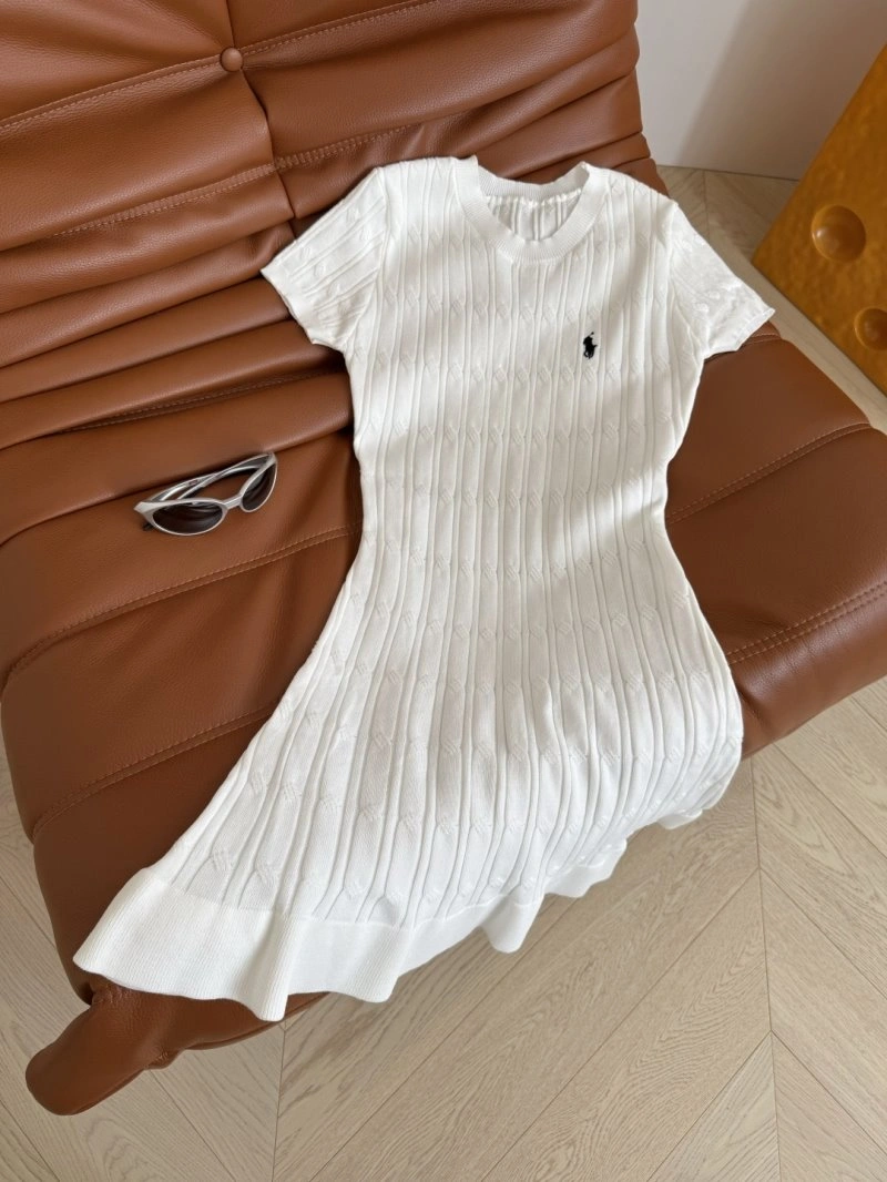 Soft Unclassified Brand Dress 154031