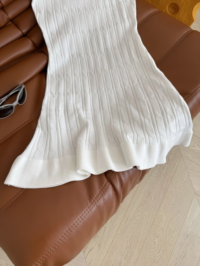 Soft Unclassified Brand Dress 154031