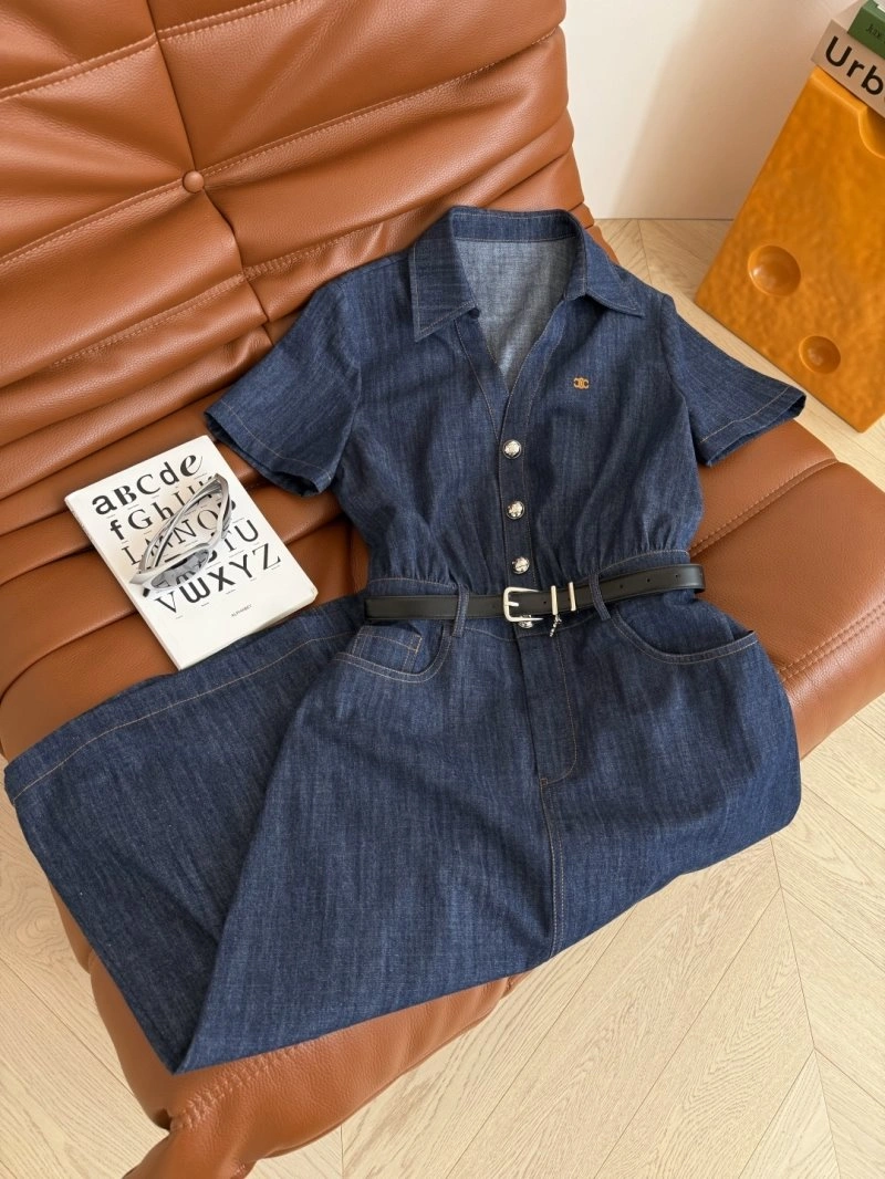 Resilient Unclassified Brand Dress 154009