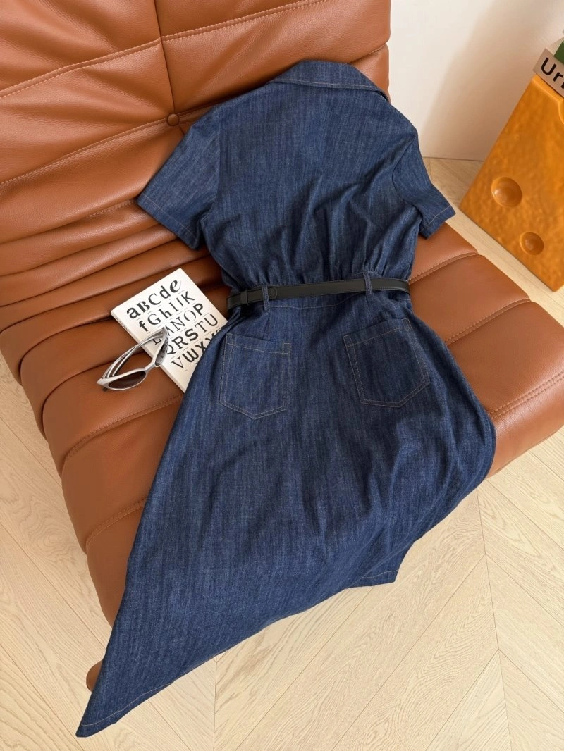 Resilient Unclassified Brand Dress 154009