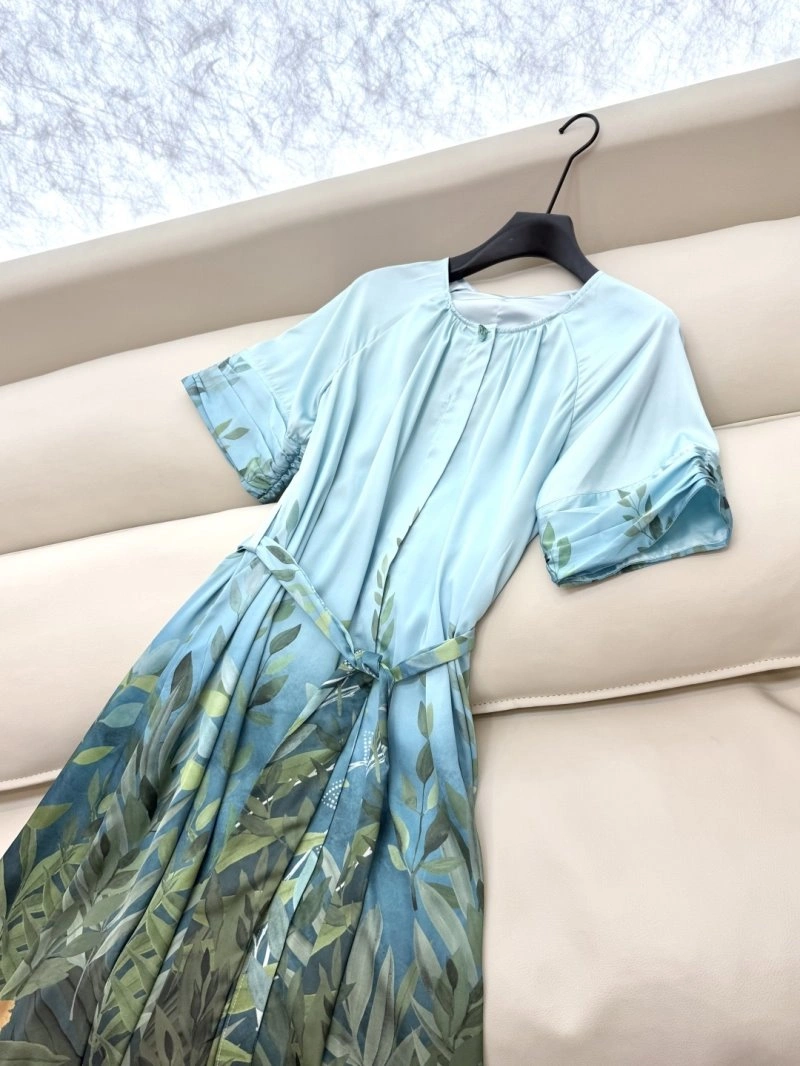 Flexible Unclassified Brand Dress 153983