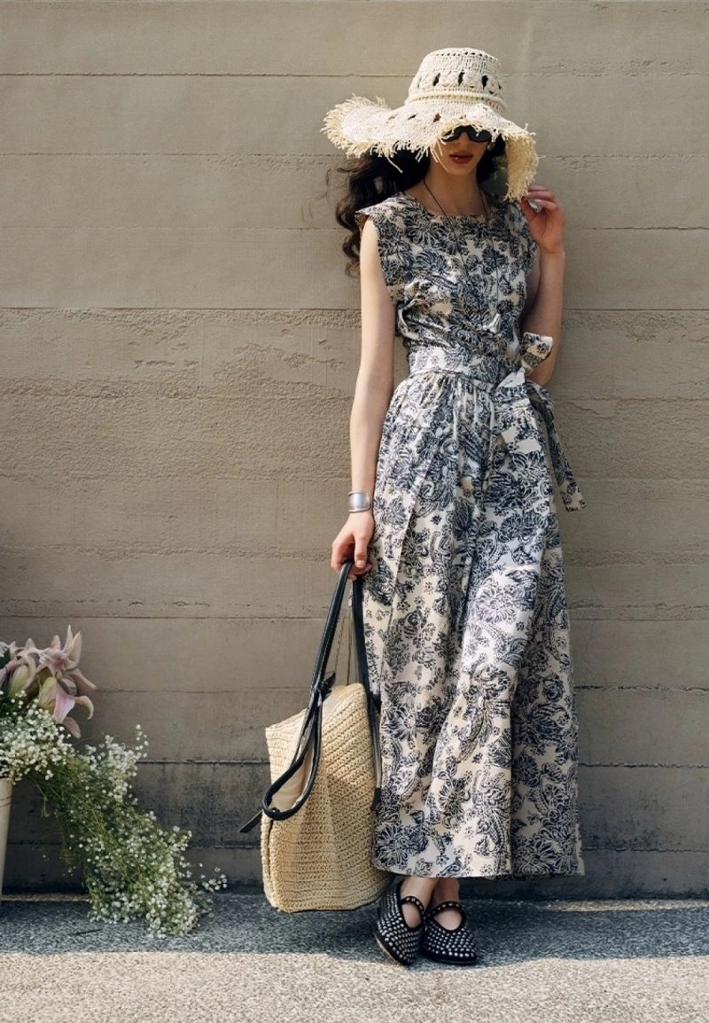 Functional Unclassified Brand Dress 152936