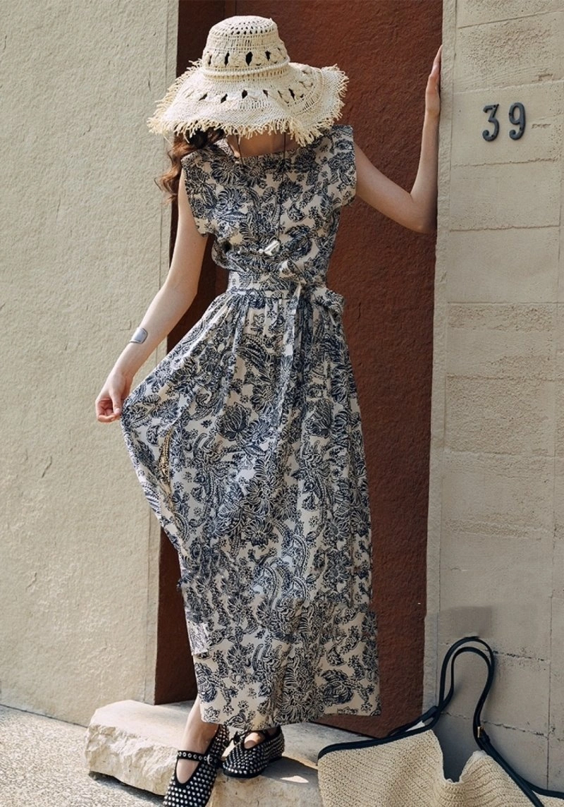Functional Unclassified Brand Dress 152936