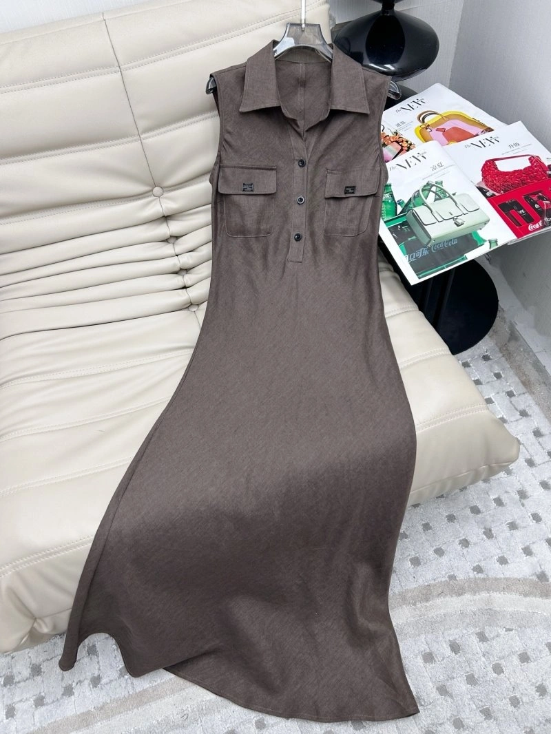 Minimalist Unclassified Brand Dress 152891