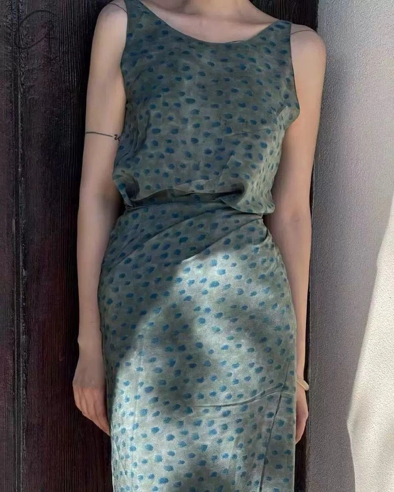 Contemporary Unclassified Brand Dress 152881