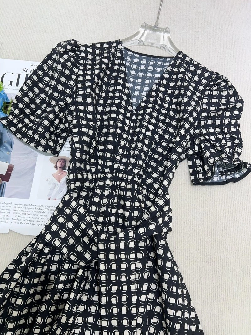 Unclassified Brand Dress EasyCare 152804