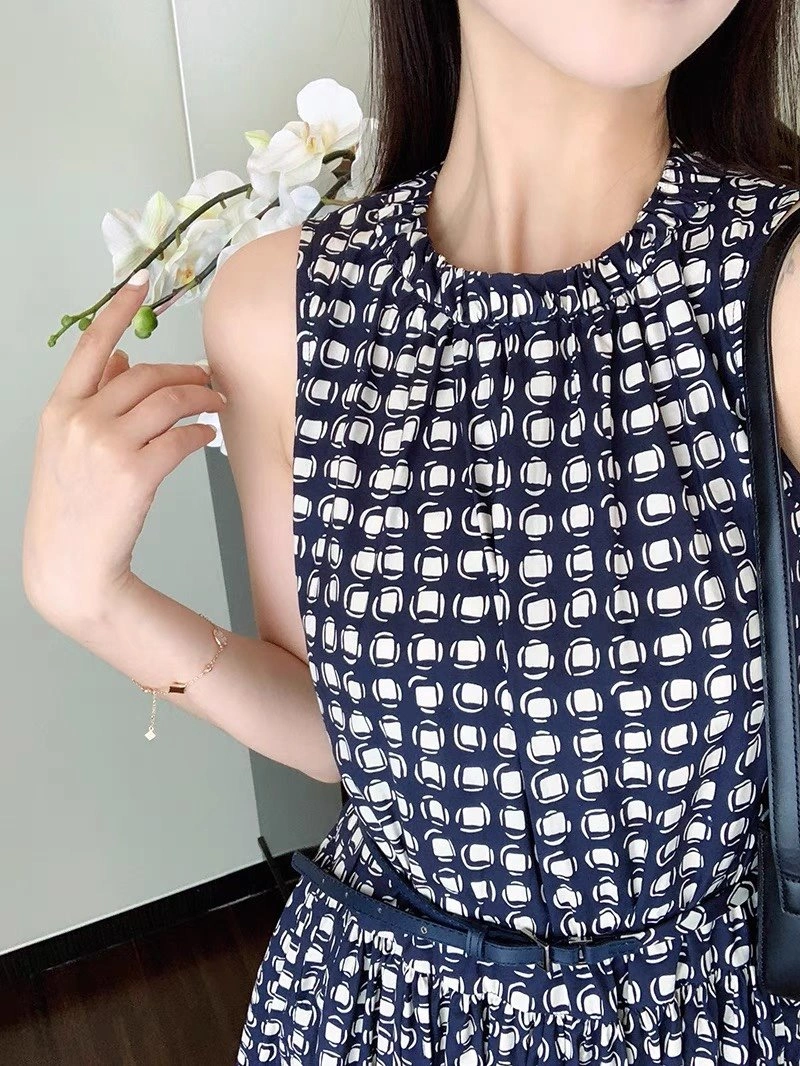 WrinkleFree Unclassified Brand Dress 152742