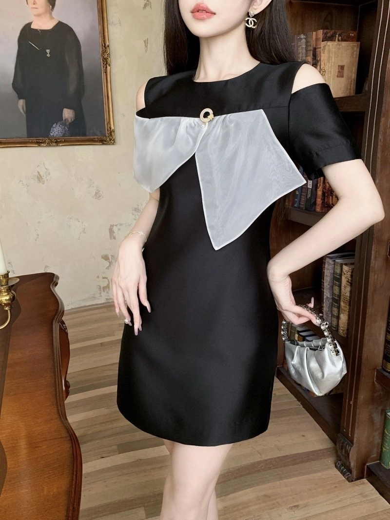 Attractive Unclassified Brand Dress 152744