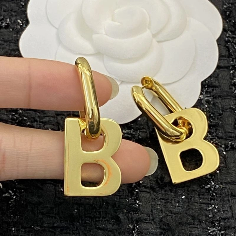 Sustainable Unclassified Brand Earrings 213783
