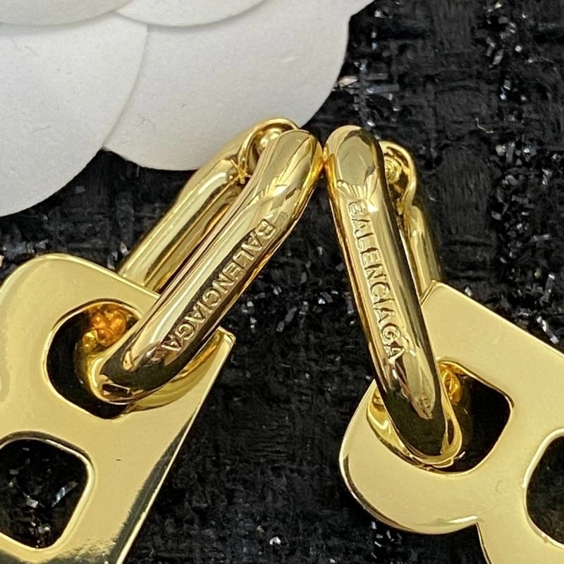 Sustainable Unclassified Brand Earrings 213783
