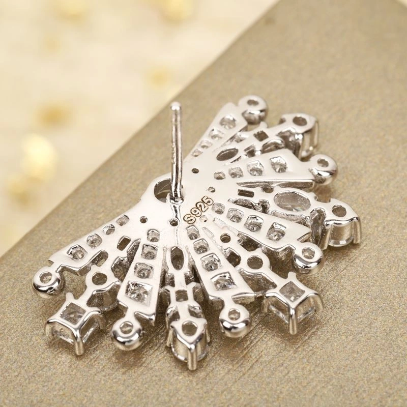 Unclassified Brand Earrings Seasonal 213809