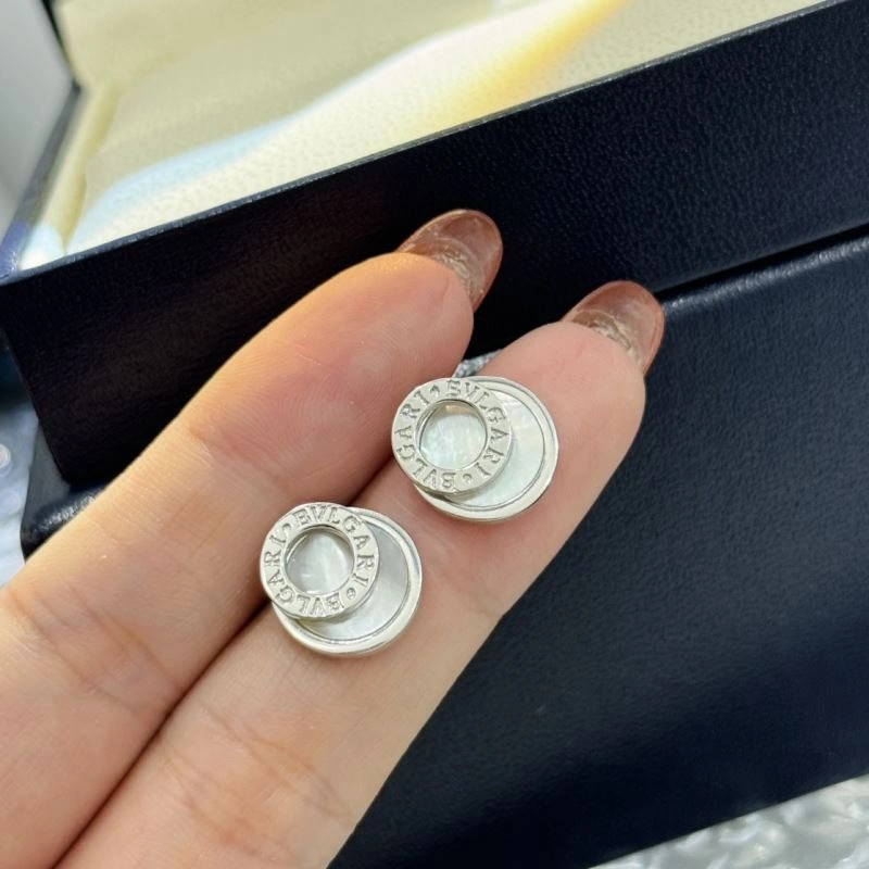 Functional Unclassified Brand Earrings 213776