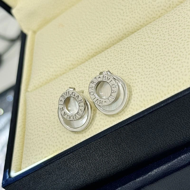 Functional Unclassified Brand Earrings 213776