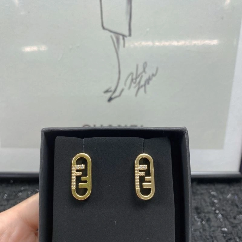 Unclassified Brand Earrings ZipUp 213770