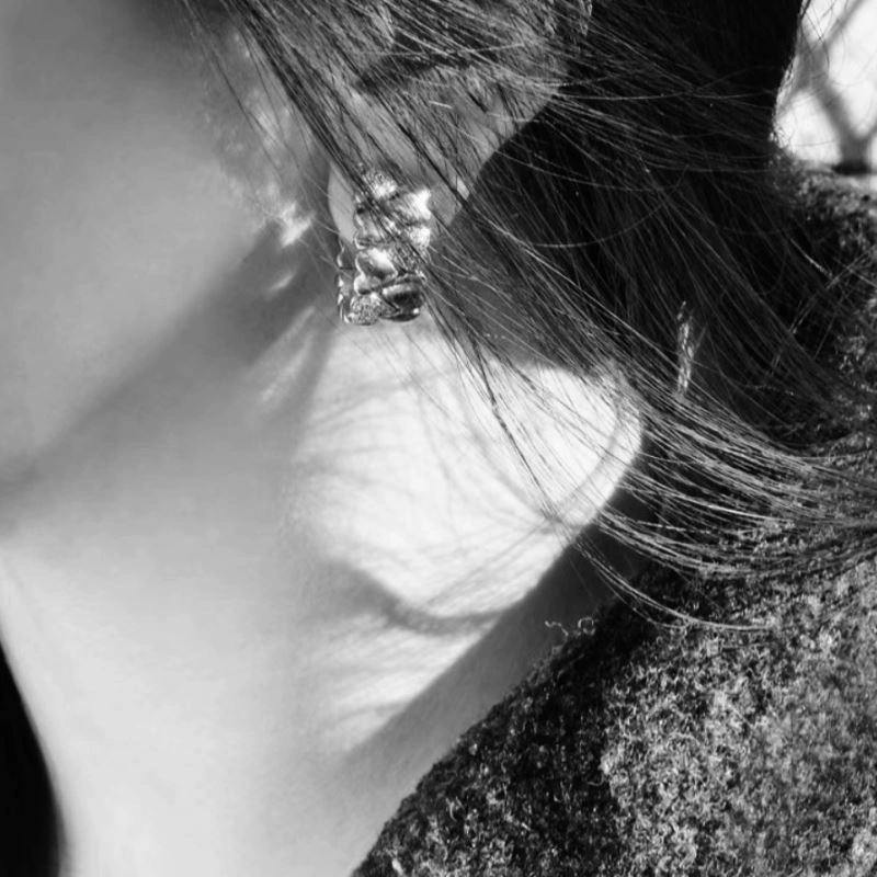 Unclassified Brand Earrings Flexible 213769