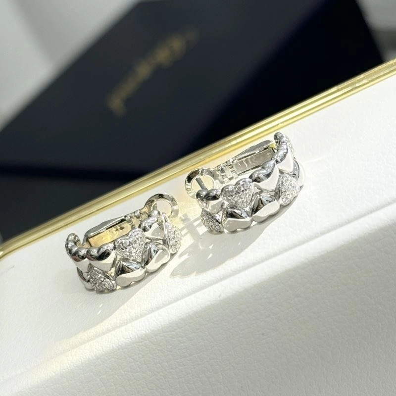 Unclassified Brand Earrings Flexible 213769