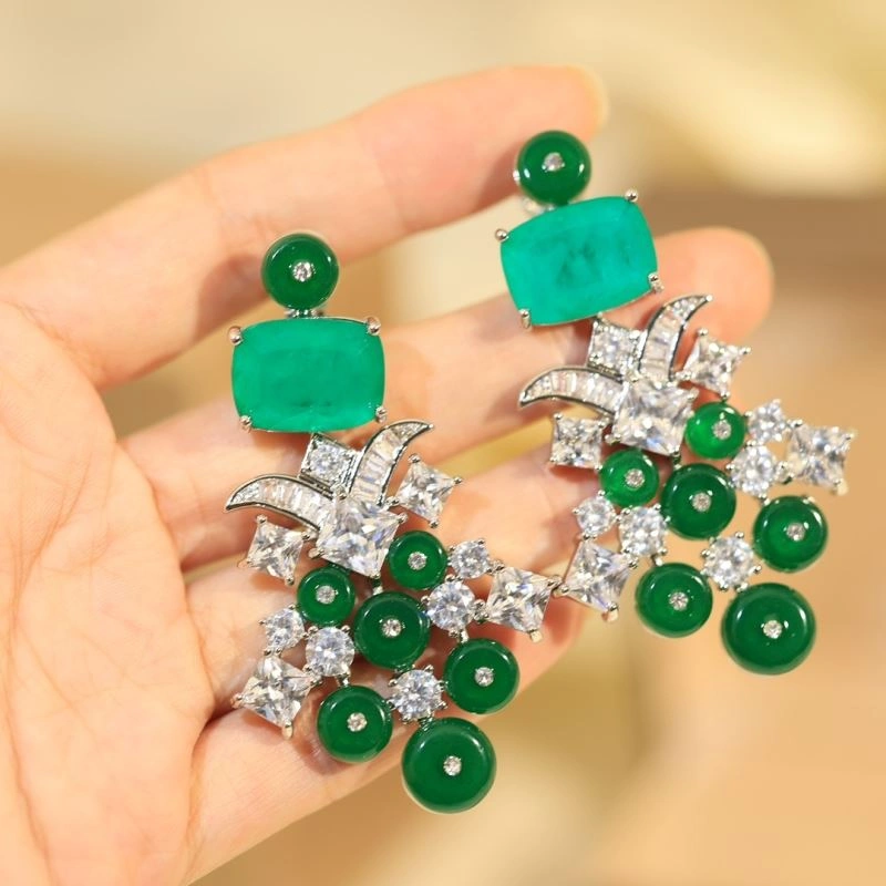 Compact Unclassified Brand Earrings 213760