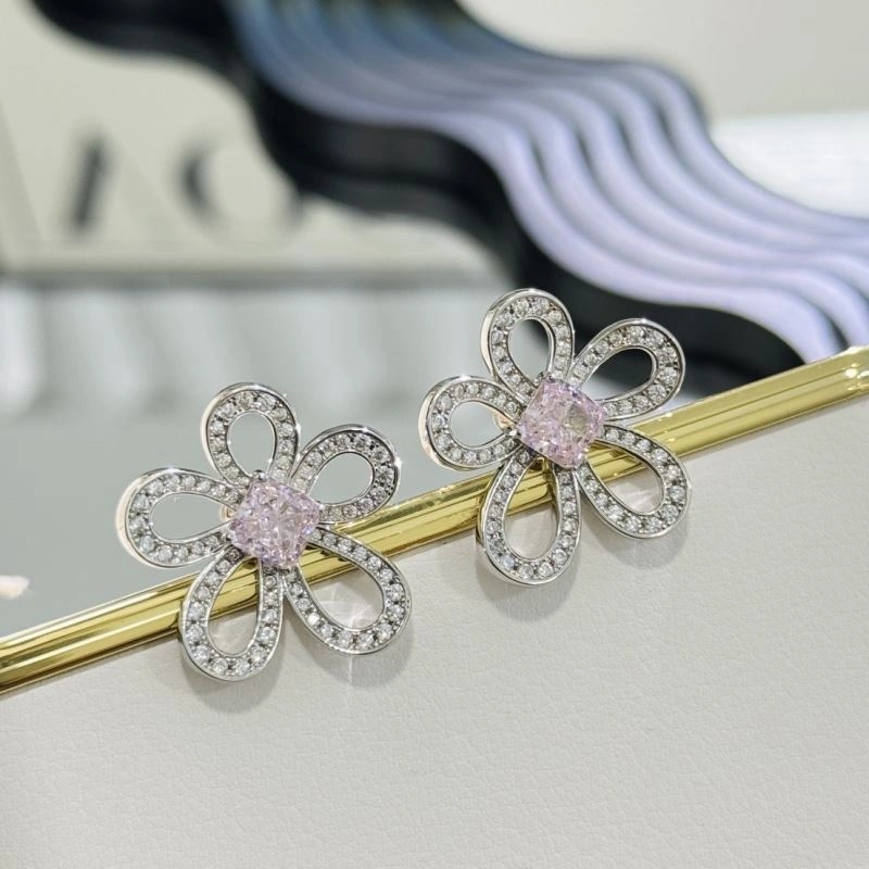 Unclassified Brand Earrings Modern 213360