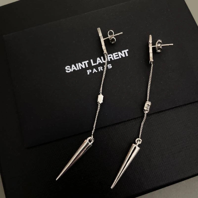 FashionForward Unclassified Brand Earrings 213346