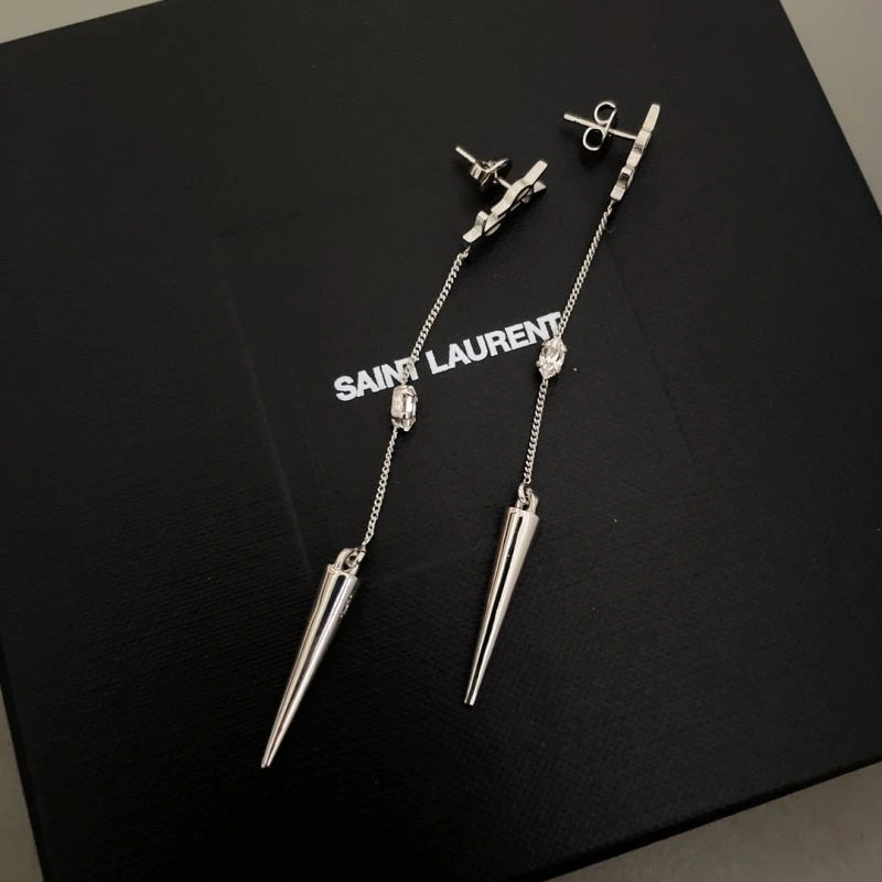 FashionForward Unclassified Brand Earrings 213346