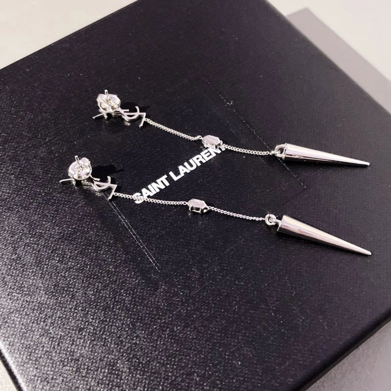 FashionForward Unclassified Brand Earrings 213346