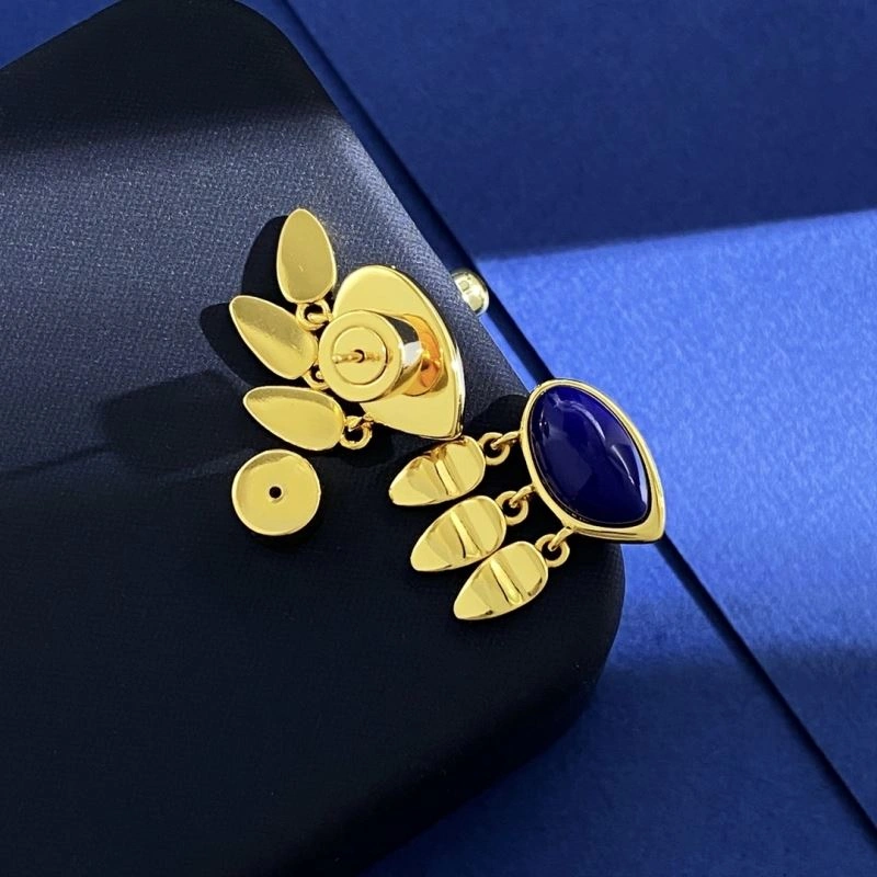 Snug Unclassified Brand Earrings 213337