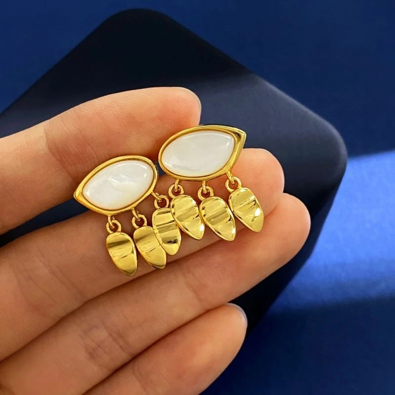 Unclassified Brand Earrings OdorResistant 213339