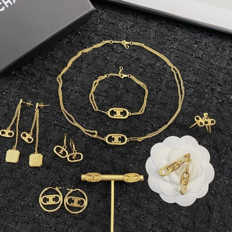 RelaxedFit Unclassified Brand Earrings 213324