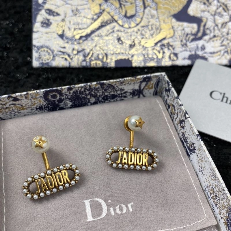 Flexible Unclassified Brand Earrings 213325