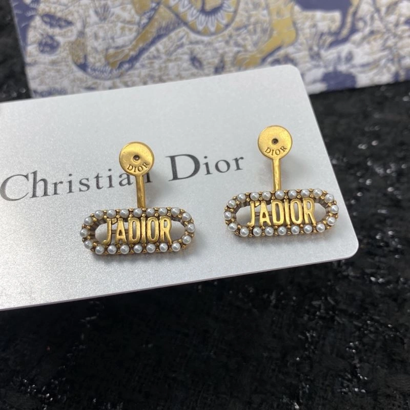 Flexible Unclassified Brand Earrings 213325