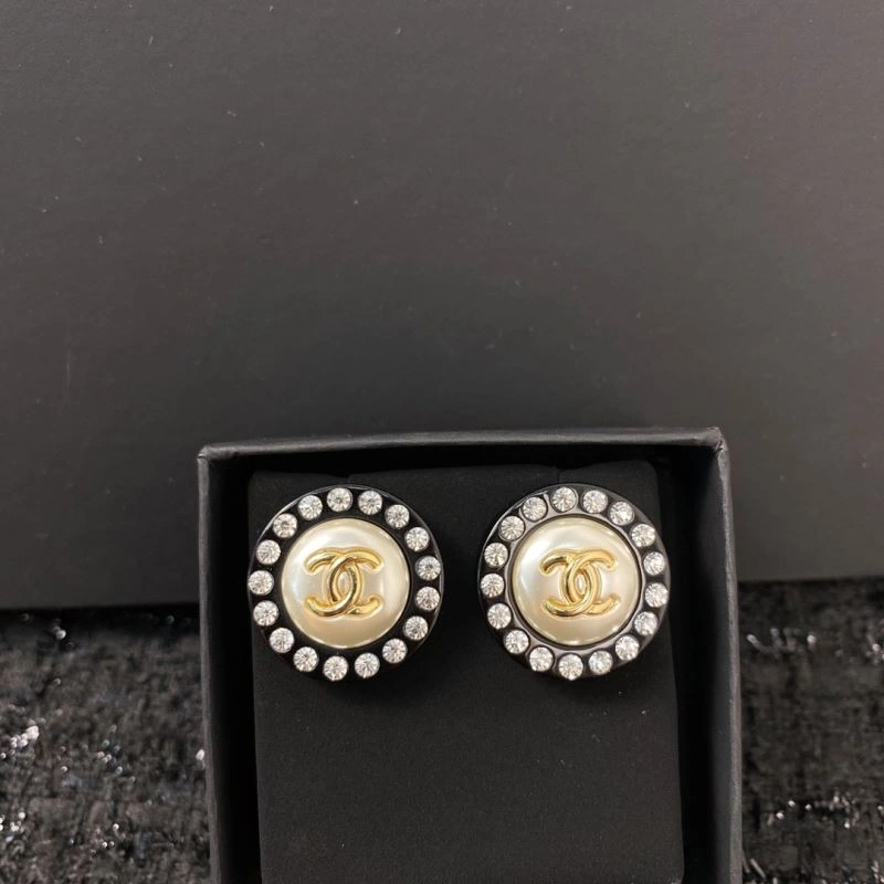 Unclassified Brand Earrings Elegant 213323