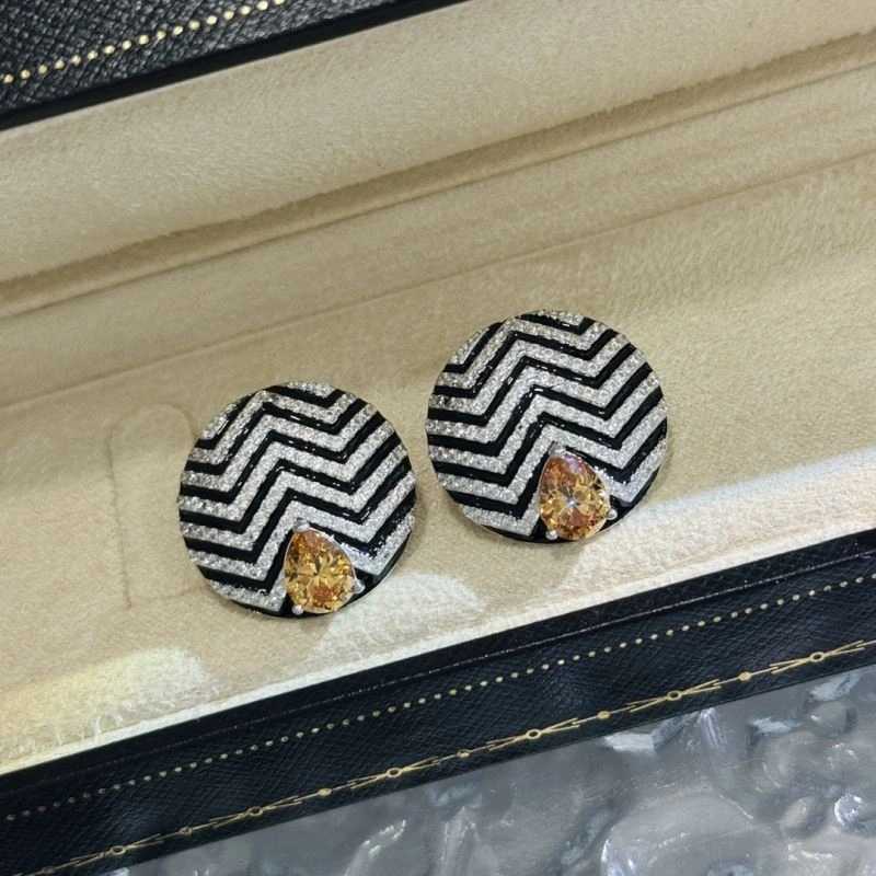 ModernLook Unclassified Brand Earrings 213329