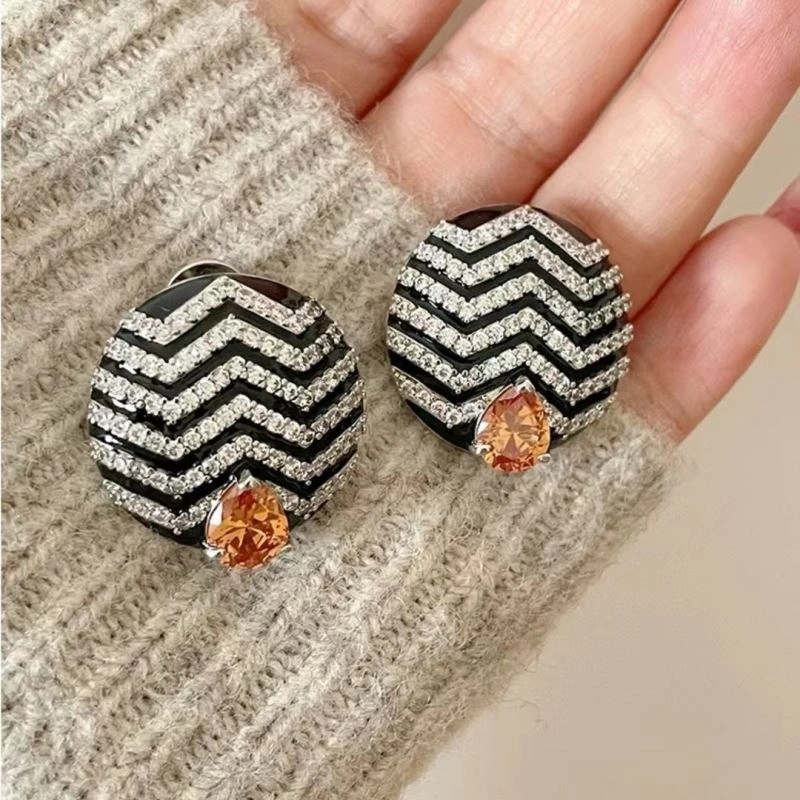 ModernLook Unclassified Brand Earrings 213329