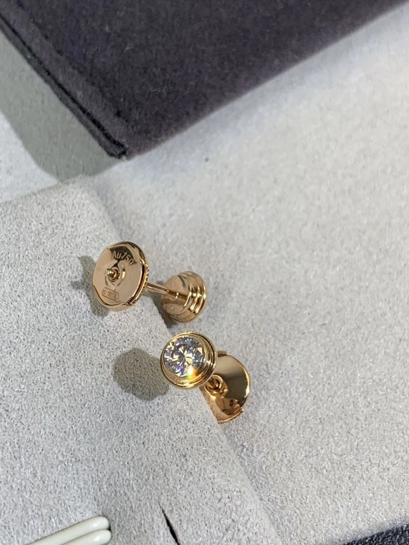 MoistureWicking Unclassified Brand Earrings 213317