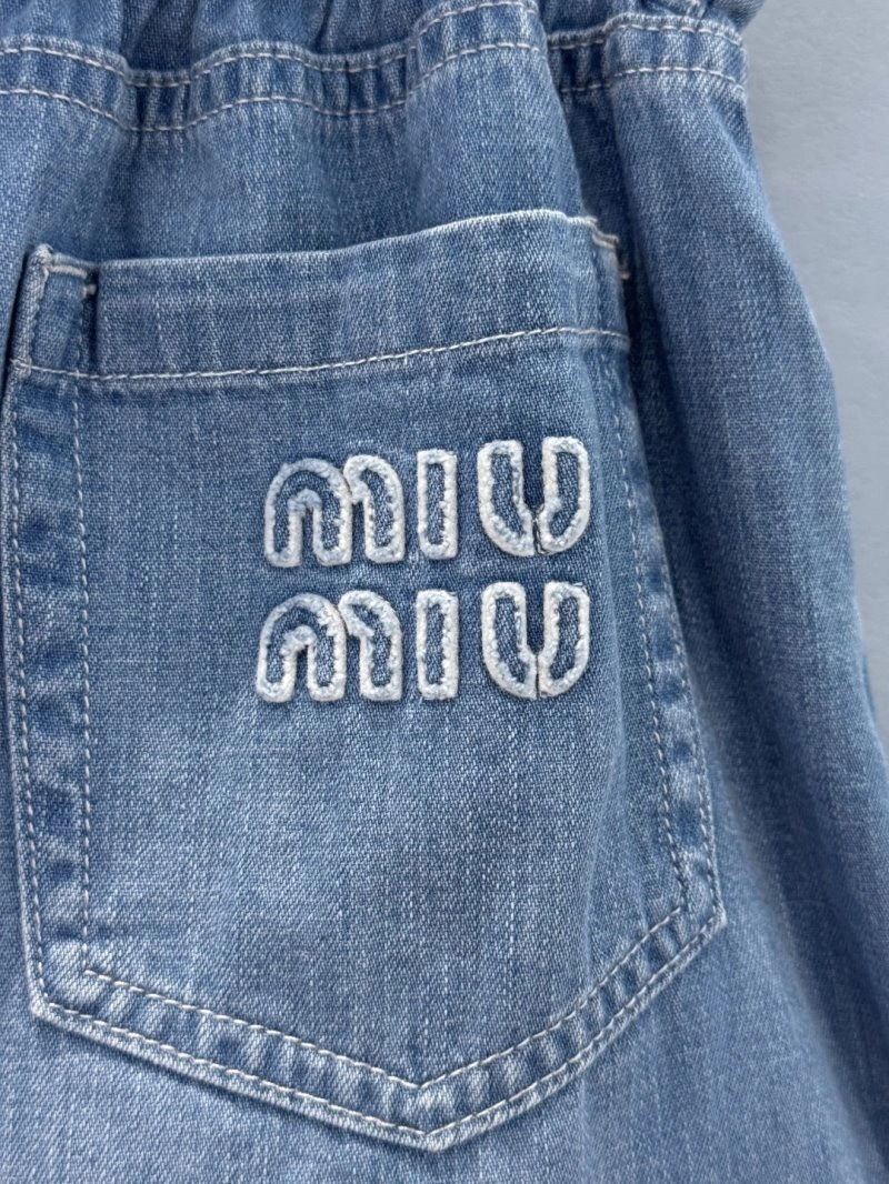 Colorful Unclassified Brand Jeans 150572