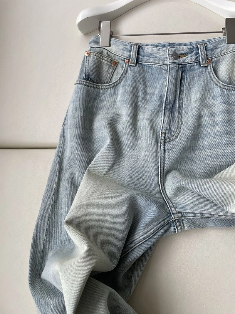 Snug Unclassified Brand Jeans 155608