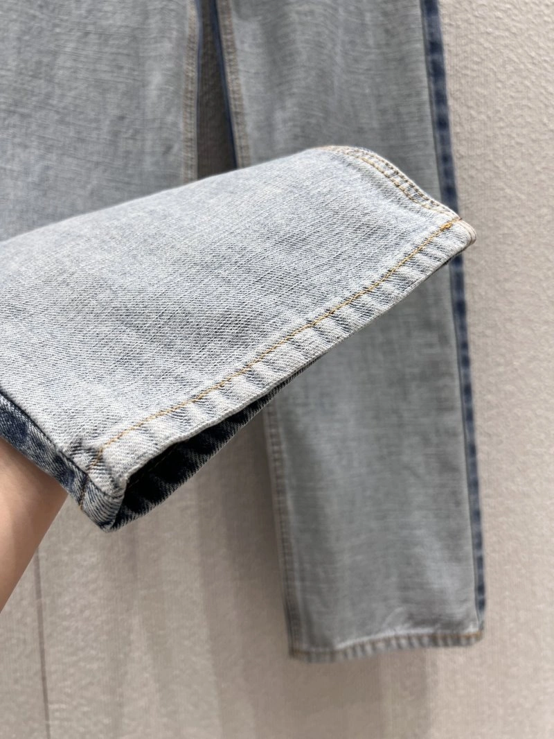 TravelReady Unclassified Brand Jeans 155593