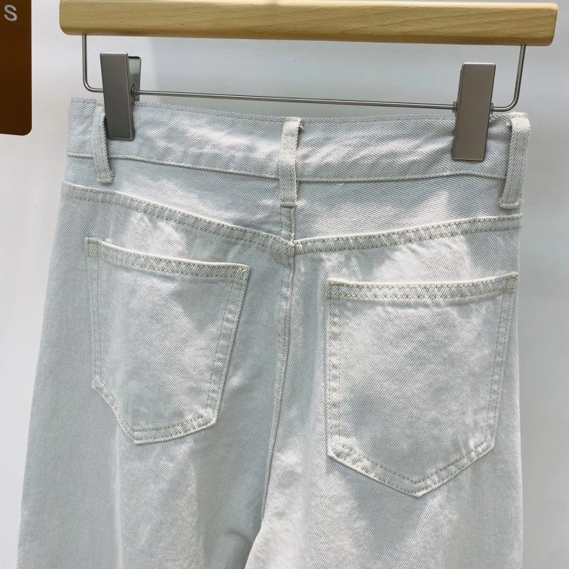 ModernLook Unclassified Brand Jeans 147675