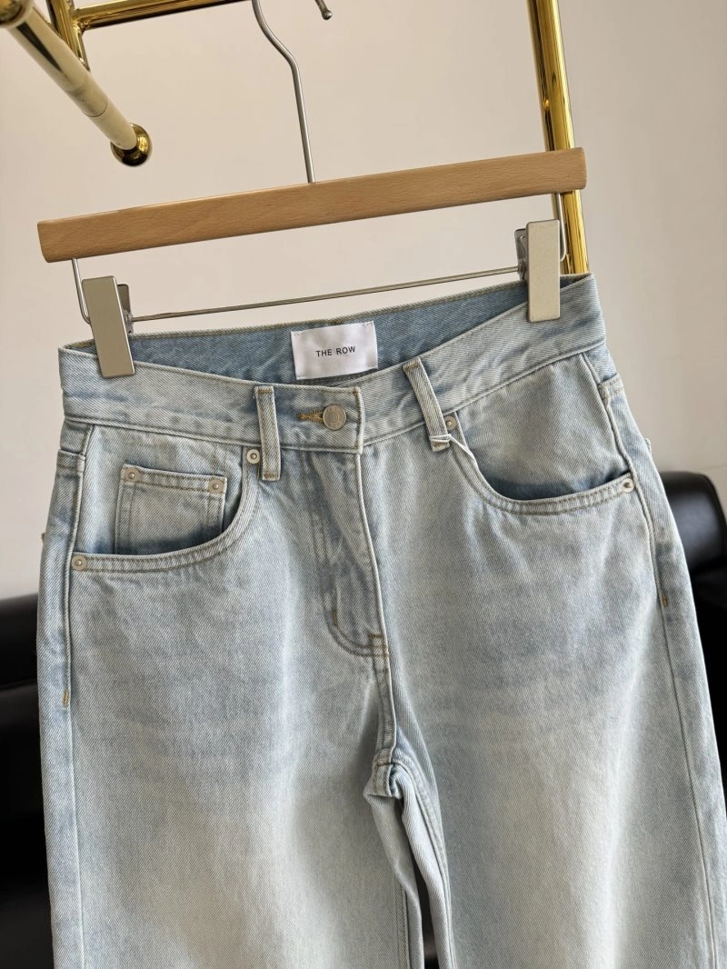 Seasonal Unclassified Brand Jeans 147658
