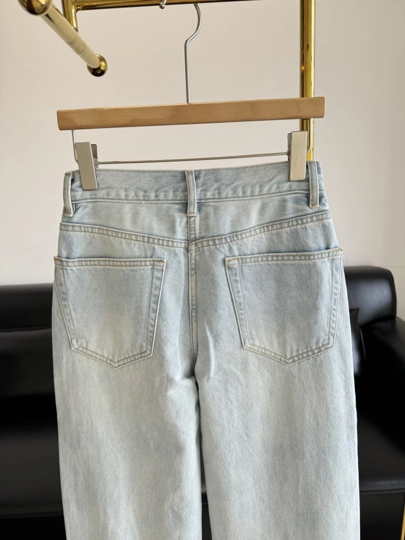 Seasonal Unclassified Brand Jeans 147658