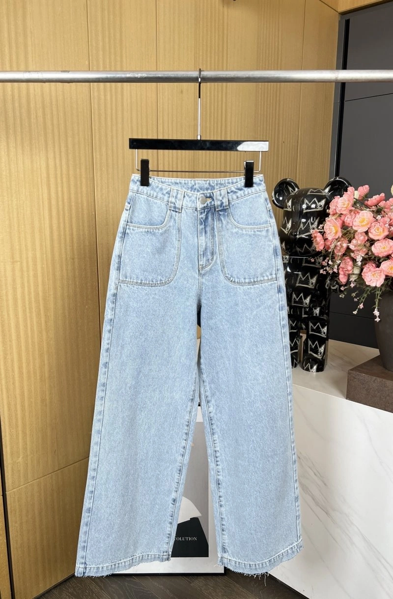 Sleek Unclassified Brand Jeans 147645