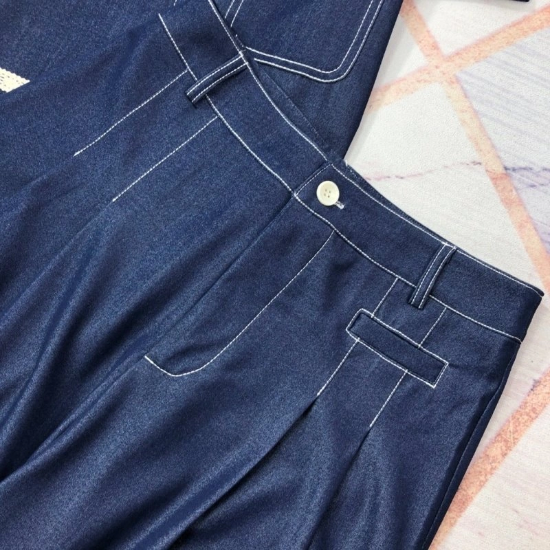 Functional Unclassified Brand Jeans 153837