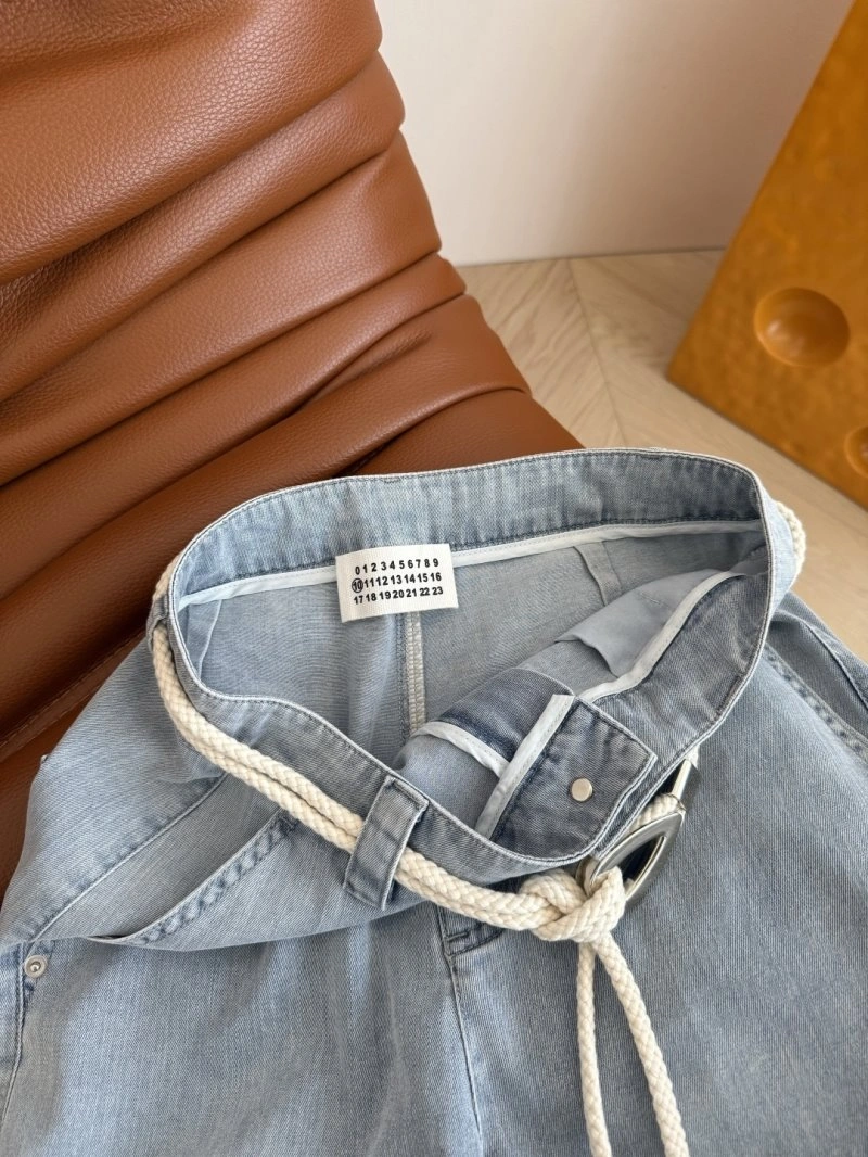 Sustainable Unclassified Brand Jeans 153827