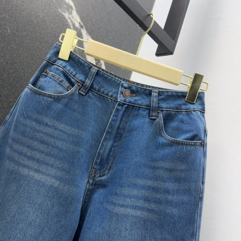 Resilient Unclassified Brand Jeans 153821