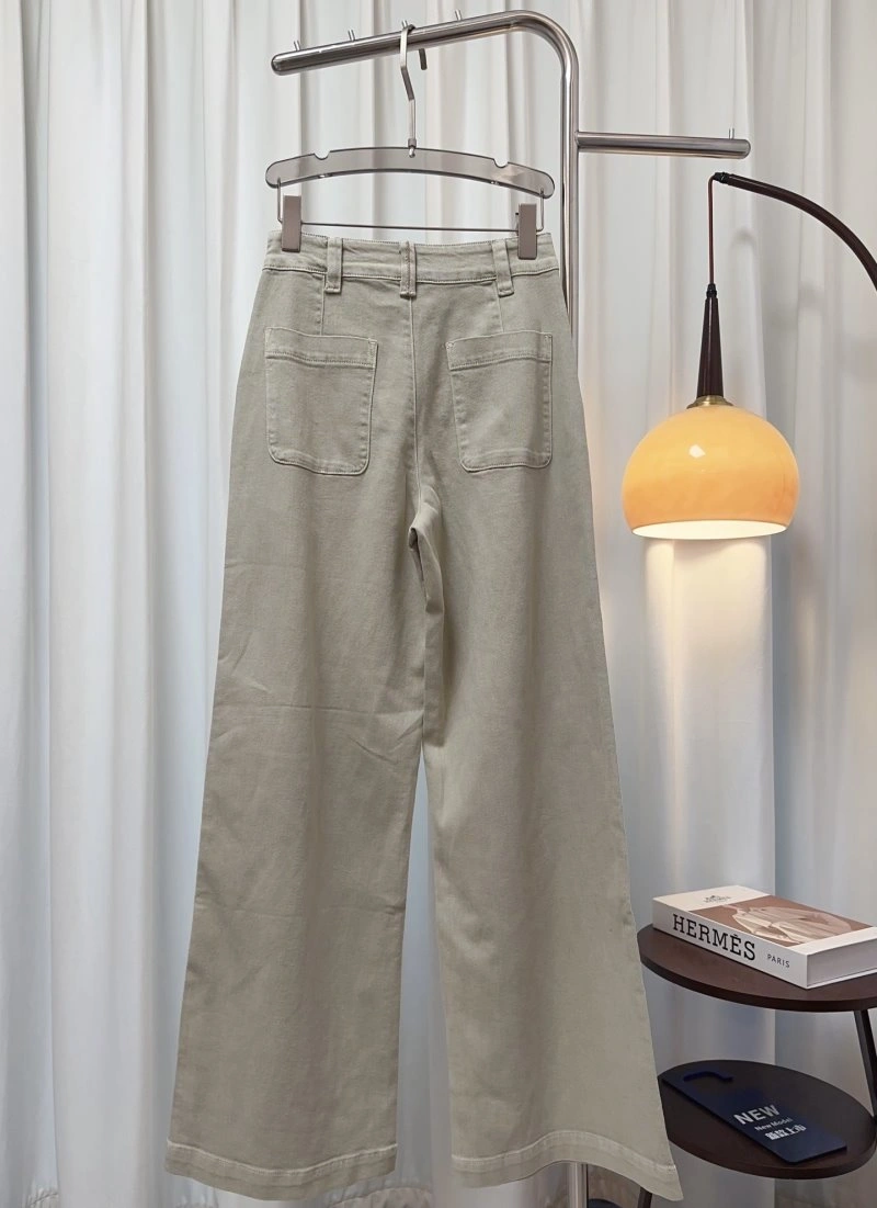 FashionForward Unclassified Brand Jeans 152669