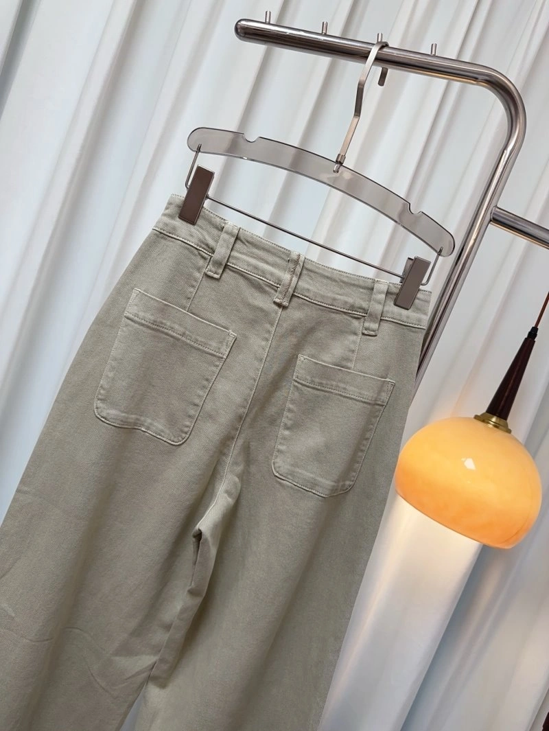FashionForward Unclassified Brand Jeans 152669